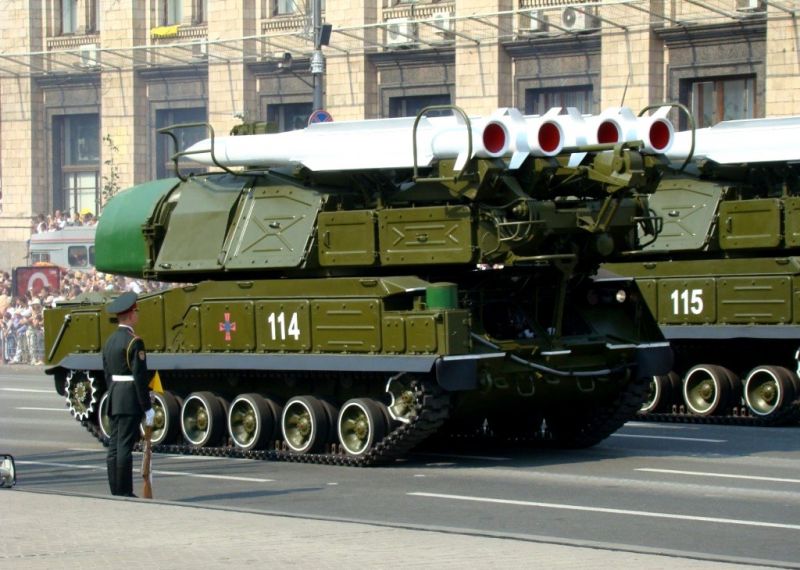 文件:9K37 Buk of the Ukrainian military, Independence Day parade in Kiev.jpg