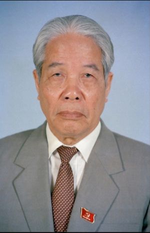 杜梅（Đỗ Mười）.jpg
