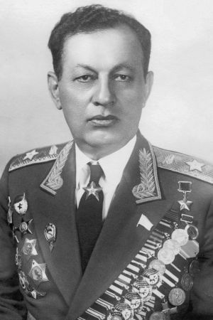 Амаза́сп Хачату́рович Бабаджаня́н.jpg